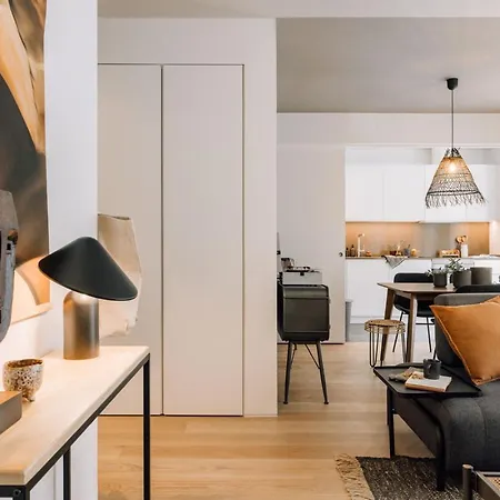 Doucen - 2 Bedrooms, Terrace In Marques De Pombal Lisboa