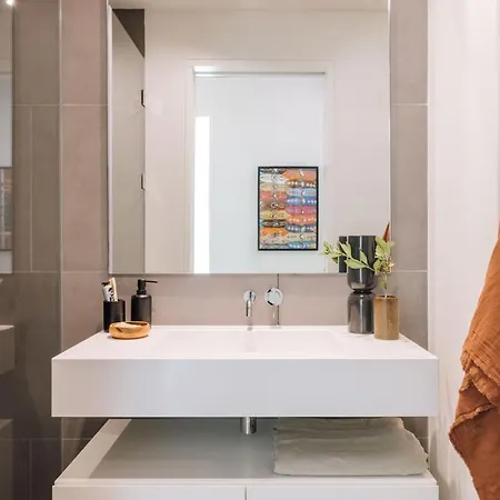 Appartamento Doucen - 2 Bedrooms, Terrace In Marques De Pombal